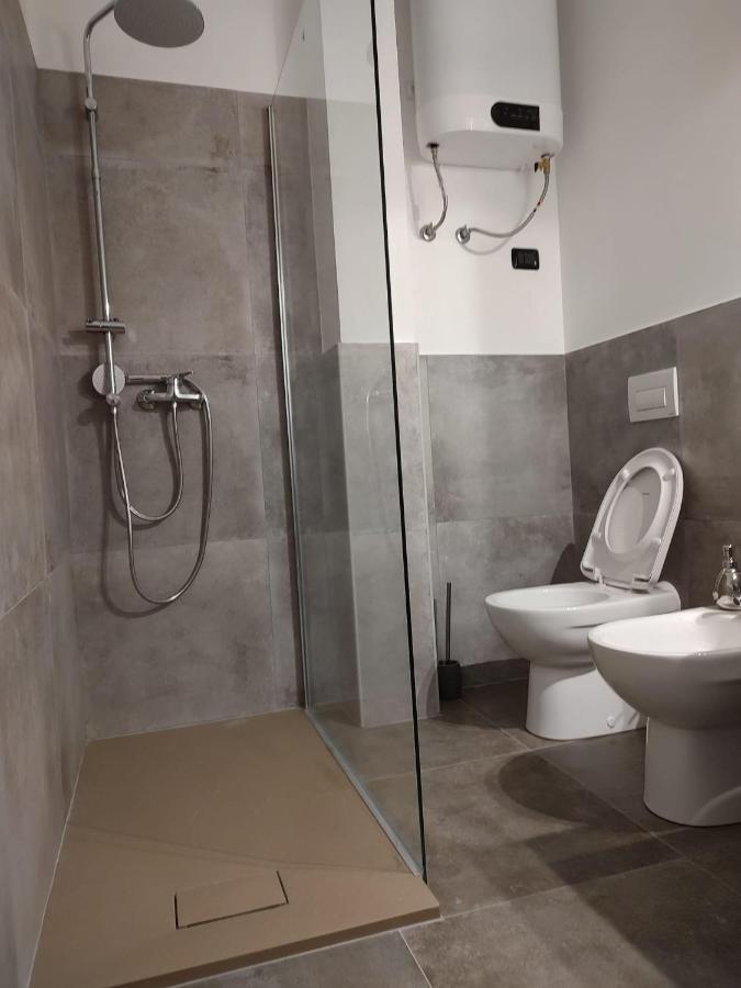 Nel Mezzo Del Cammin Apartment บรินดิซิ ภายนอก รูปภาพ